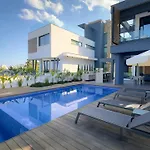 别墅 Luxury Beachfront - Rooftop Jacuzzi, Sunrise 帕拉利米尼