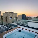 Luxury Beachfront - Rooftop Jacuzzi, Sunrise 帕拉利米尼