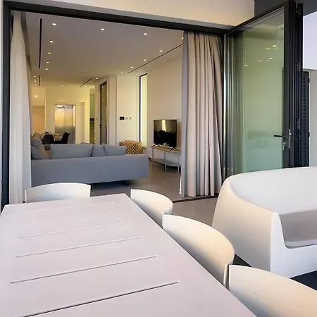 Villa Sunrise Beachfront - 3 *