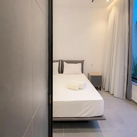 Sunrise Beachfront - 3 * Paralimni