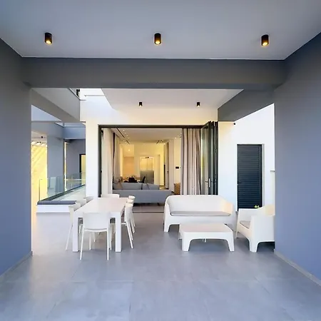 Sunrise Beachfront Villas - Villa 3 Villa *