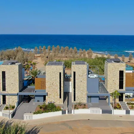Sunrise Beachfront - 3 Villa