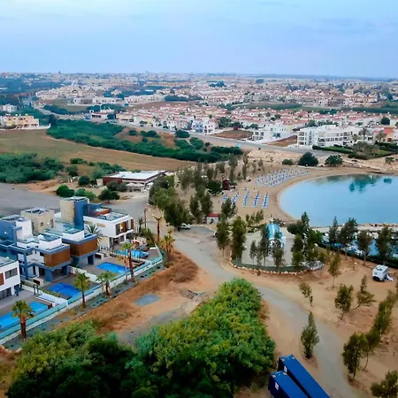 Sunrise Beachfront - 3 Villa Paralimni